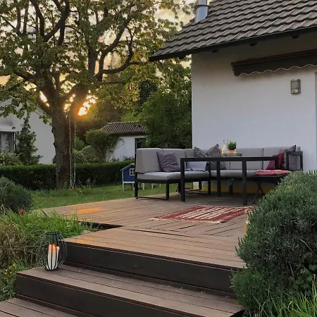 Premium Ferienwohnung Traumgarten * 盖恩霍芬